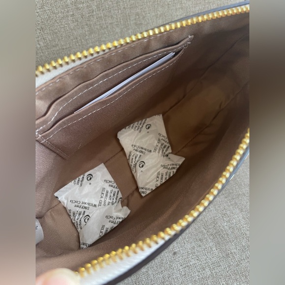 NWT！COACH NOLITA 19 WITH STAR PRINT (COACH CW409) GOLD/CHALK MULTI